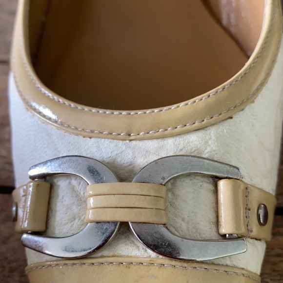 Stuart Weitzman Size 8 M Pointy Toe Slingback Heels - Picture 5 of 15